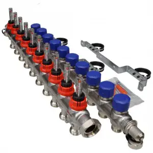 Yerden ısıtma borularını dağıtan ana ünite, Fraenkische kollektör.